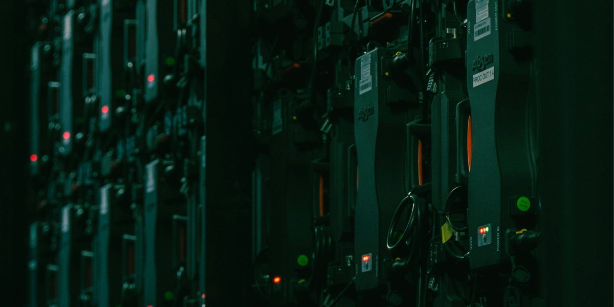 10 000 req/s sur une VM raisonnable